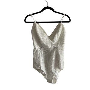 Lulus Women XS White Floral Embroidered Lace Spaghetti Straps Surplice Bodysuit